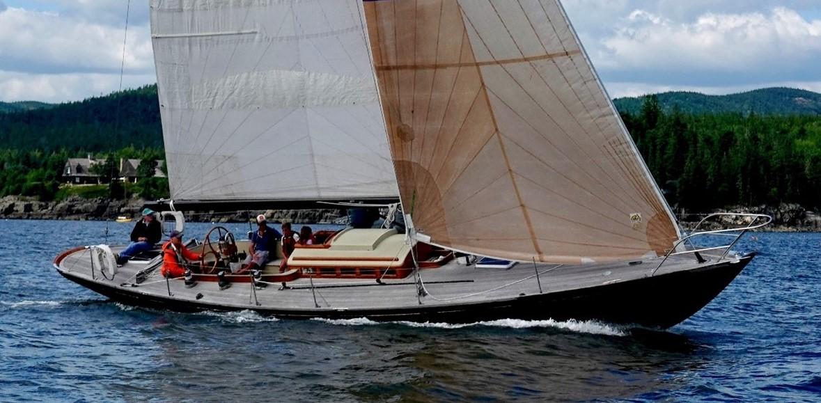 2000 W-Class W46 Spirit of Tradition Sloop