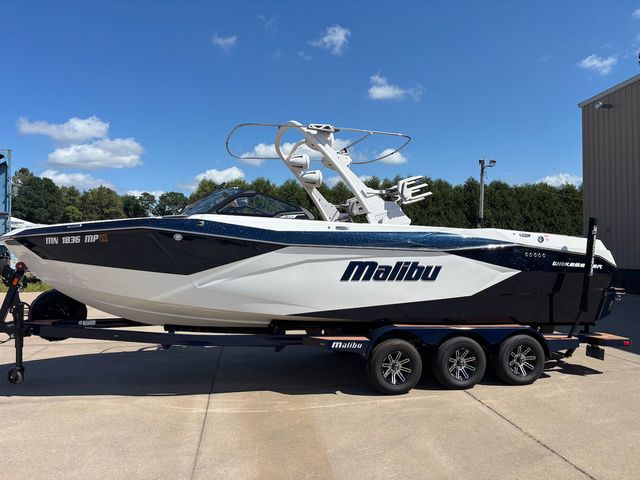 Malibu 26 LSV