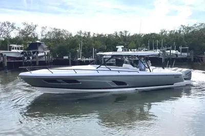Intrepid 41 Valor