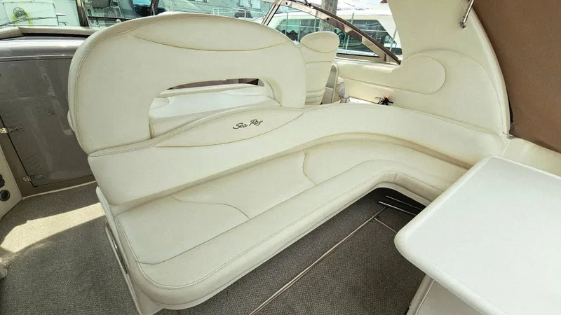 Emeritus Yacht Photos Pics 