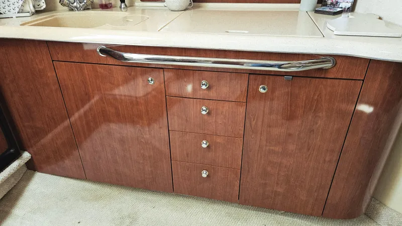 Emeritus Yacht Photos Pics 