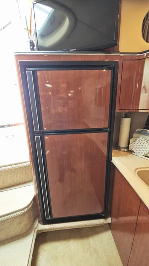 Emeritus Yacht Photos Pics 