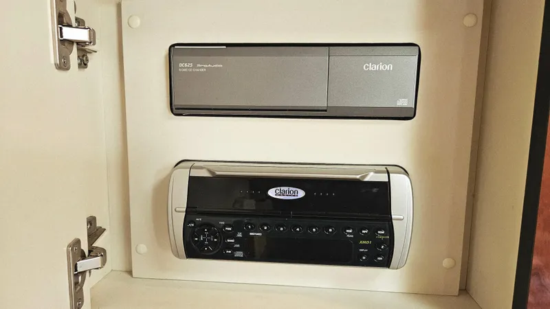 Emeritus Yacht Photos Pics 