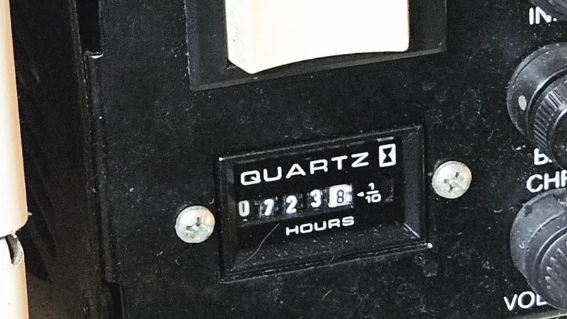 Emeritus Yacht Photos Pics 