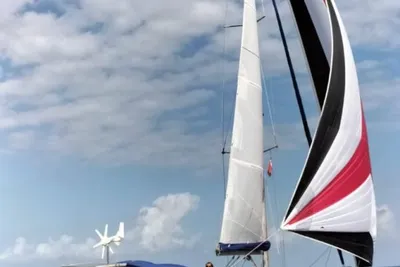 2007 Bavaria 37 Cruiser