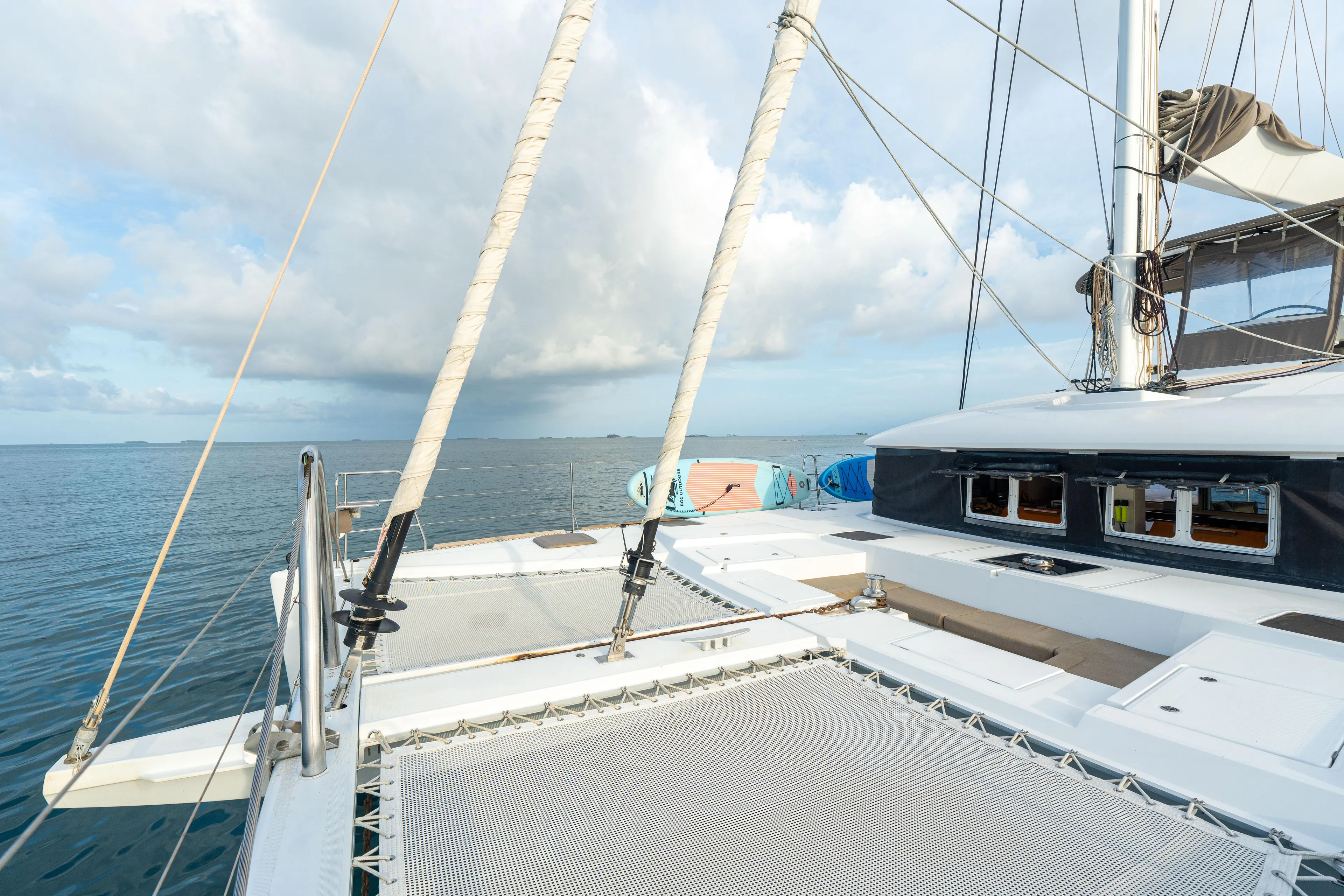 LibertÉ Yacht Photos Pics 2011 Lagoon 560