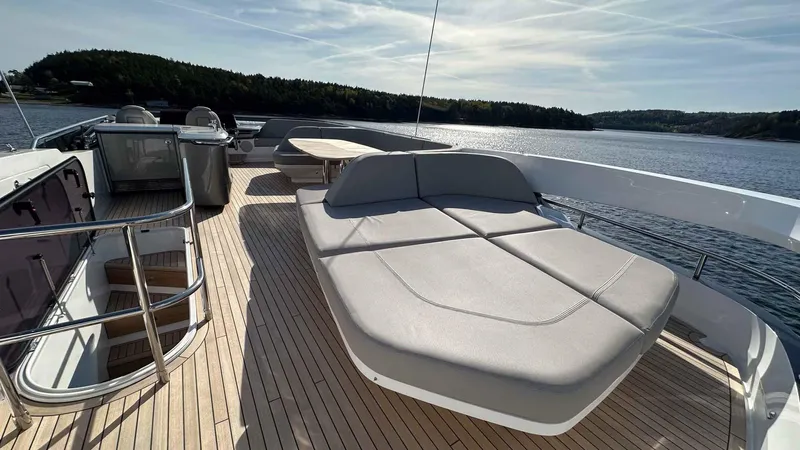 F65012 Yacht Photos Pics 