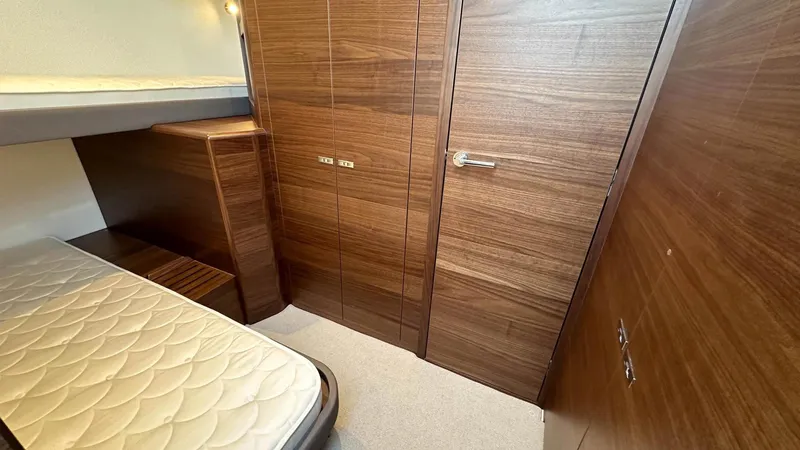 F65012 Yacht Photos Pics 