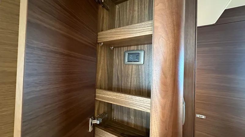 F65012 Yacht Photos Pics 