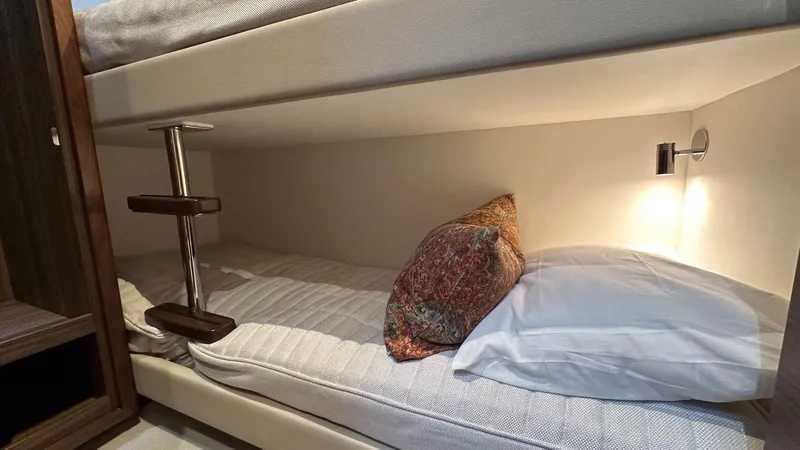 F65012 Yacht Photos Pics 