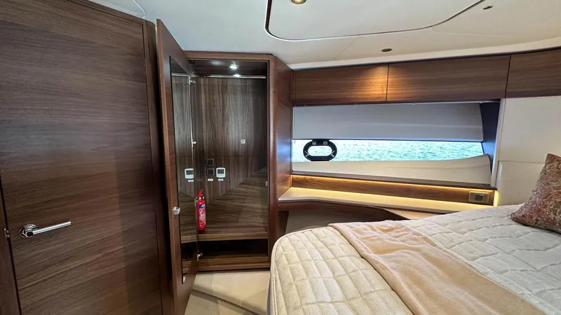 F65012 Yacht Photos Pics 