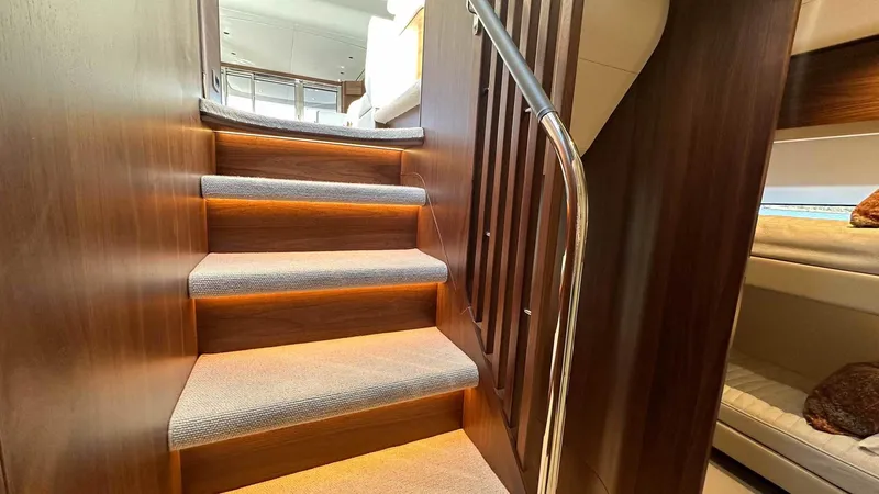 F65012 Yacht Photos Pics 