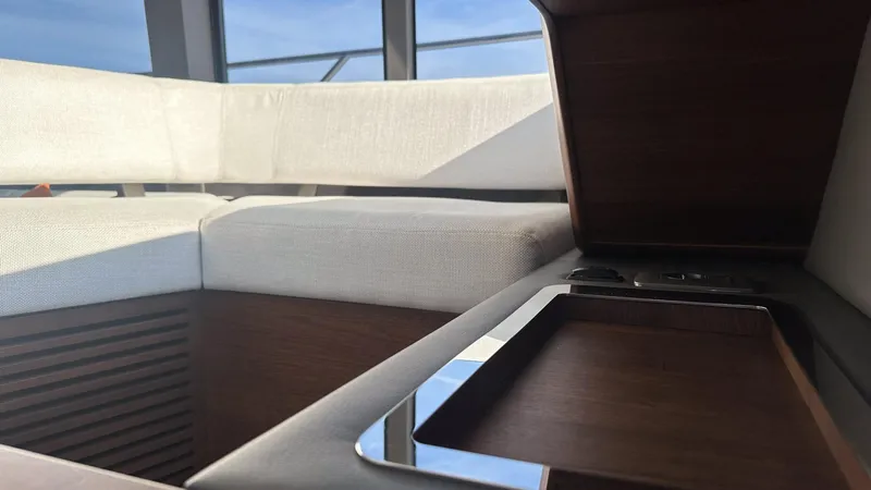 F65012 Yacht Photos Pics 