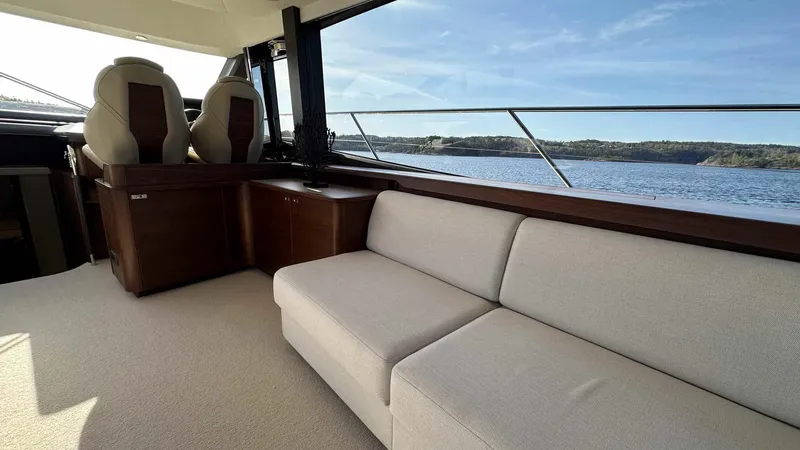 F65012 Yacht Photos Pics 