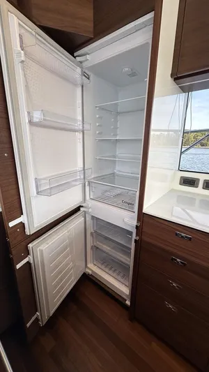 F65012 Yacht Photos Pics 