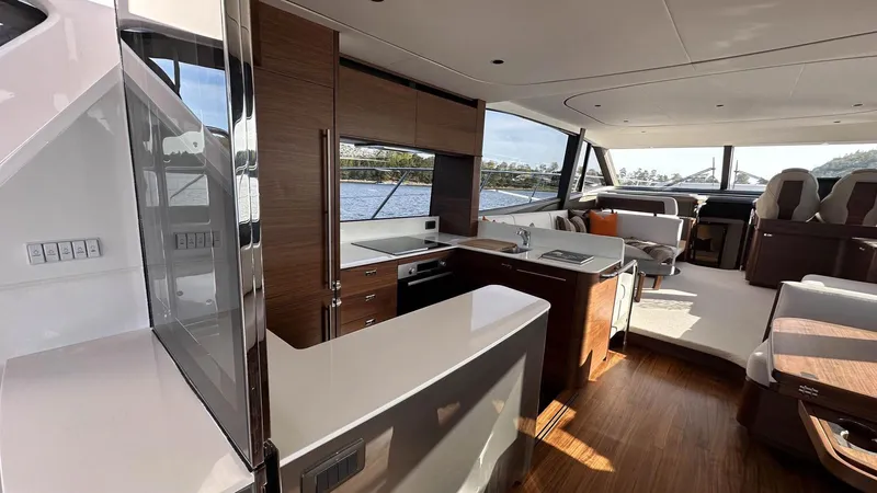 F65012 Yacht Photos Pics 