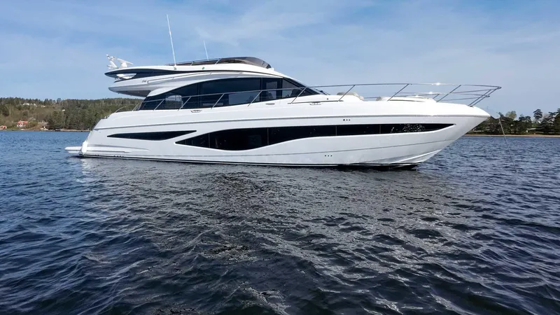 F65012 Yacht Photos Pics 