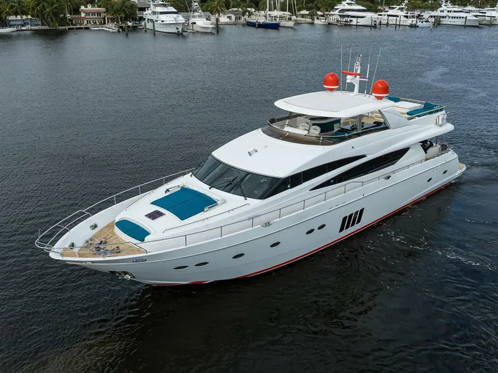 21 Sea Sands Yacht Photos Pics 