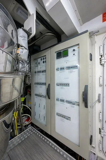 21 Sea Sands Yacht Photos Pics 