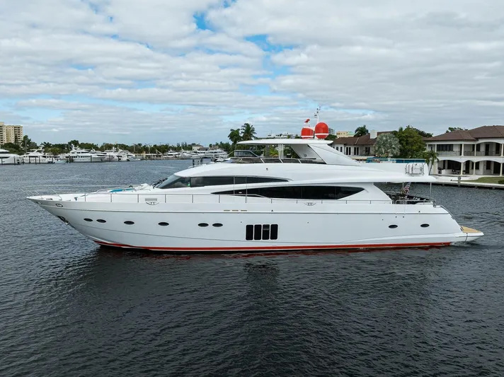 21 Sea Sands Yacht Photos Pics 