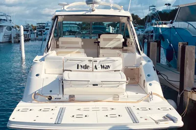 Sea Ray 450 Sundancer
