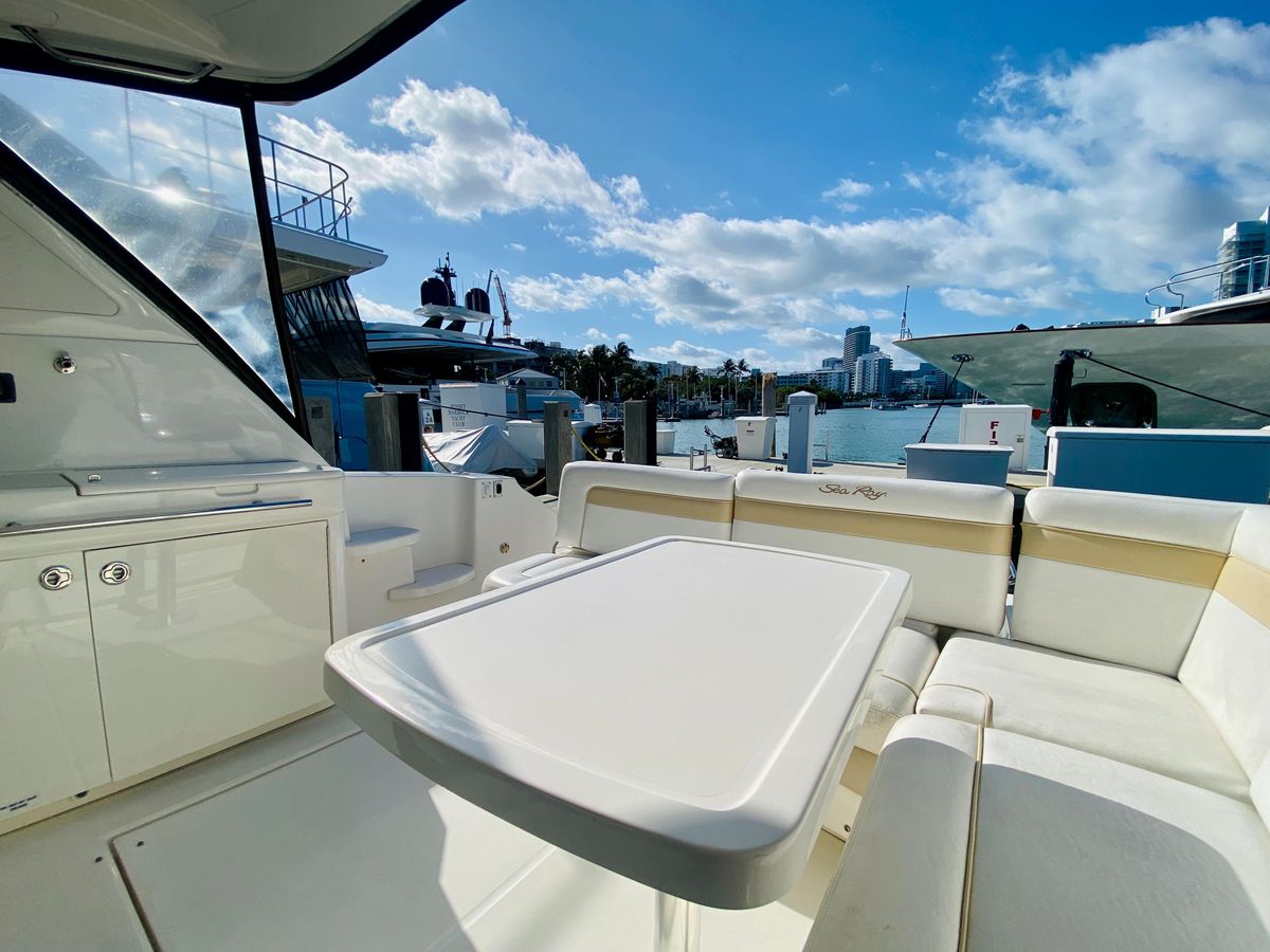 2010 Sea Ray 45 