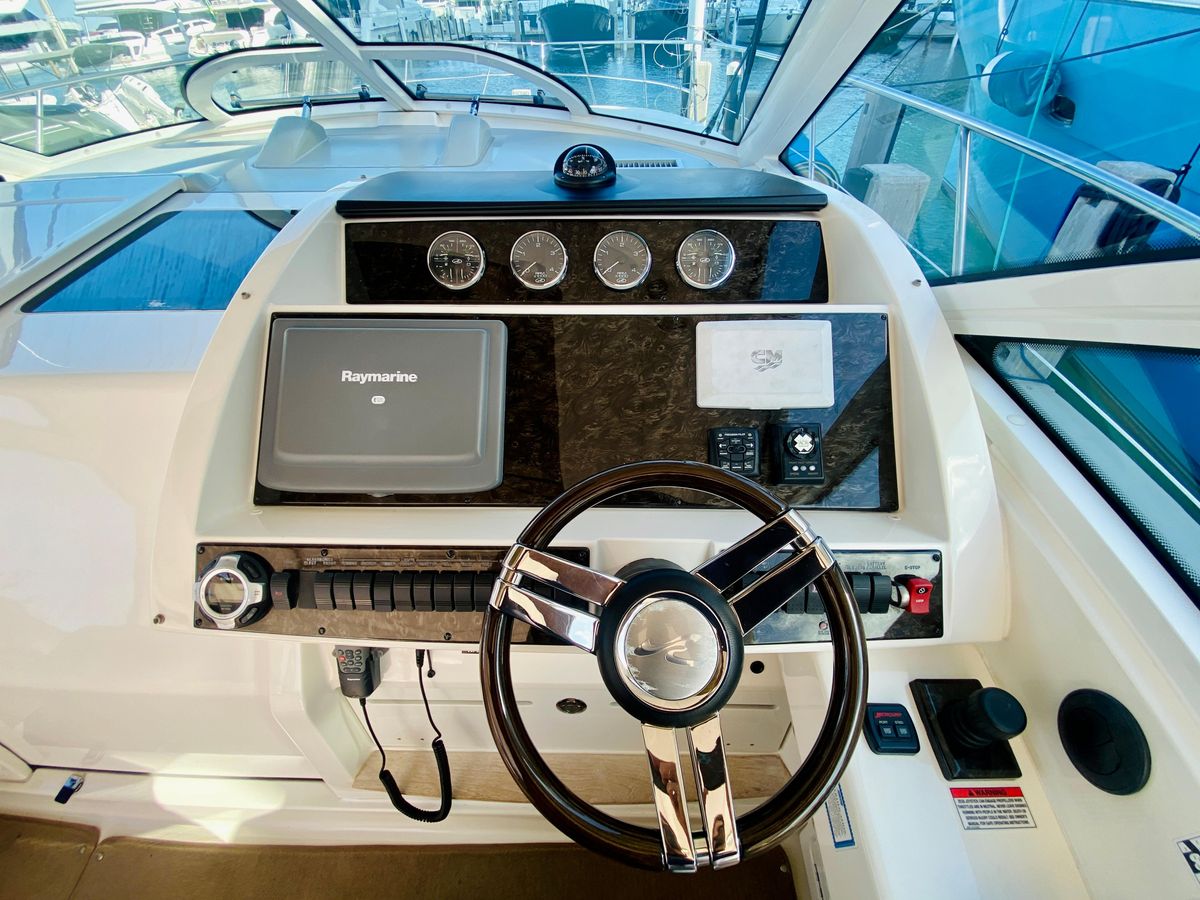 2010 Sea Ray 45 