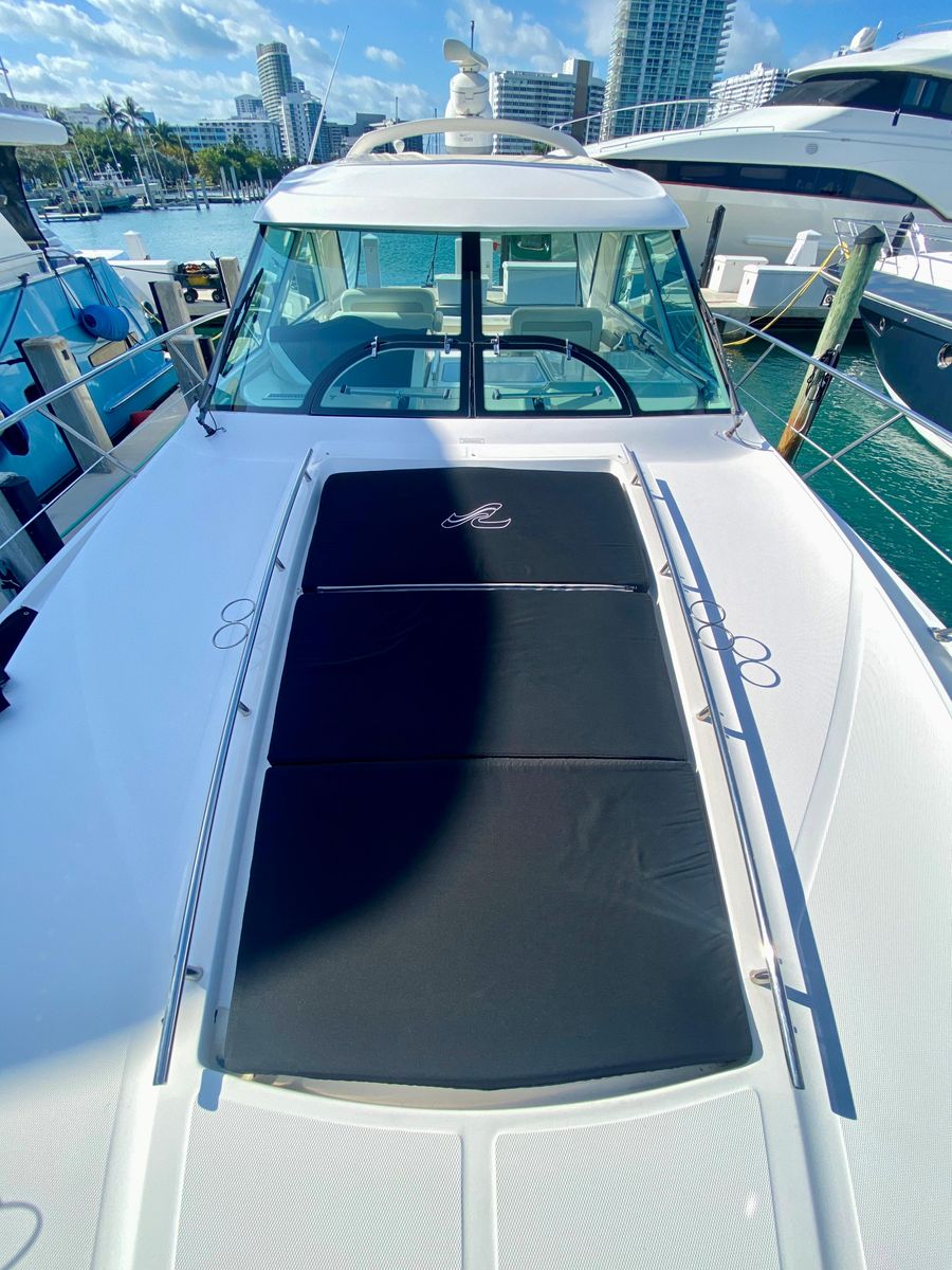 2010 Sea Ray 45 