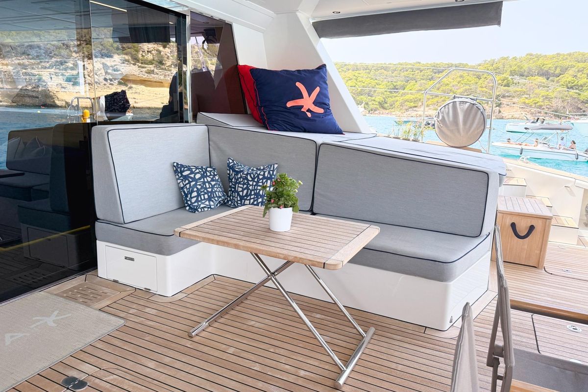 2018 Sunreef 76 
