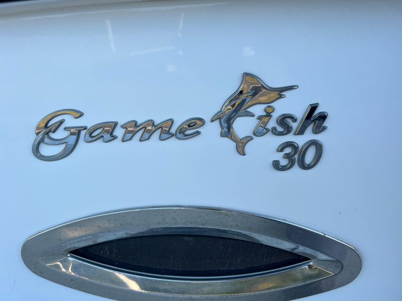 2017 Sea Hunt Gamefish 30