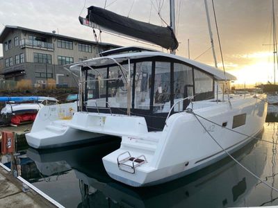 Yacht
