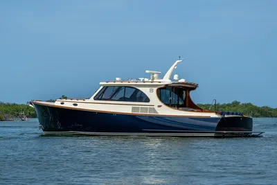 Hinckley Talaria 43 Motoryacht