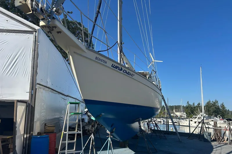 Wind Chaser Yacht Photos Pics 