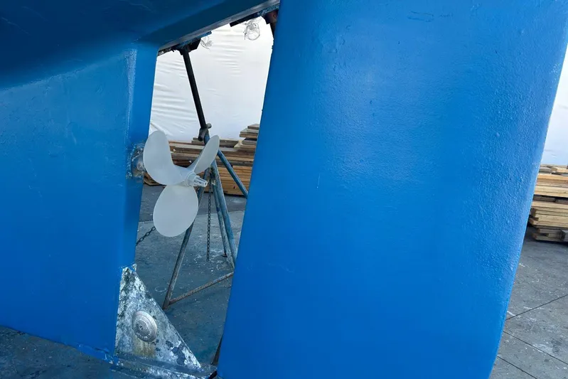 Wind Chaser Yacht Photos Pics 