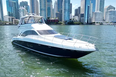 Sea Ray 58 Sedan Bridge