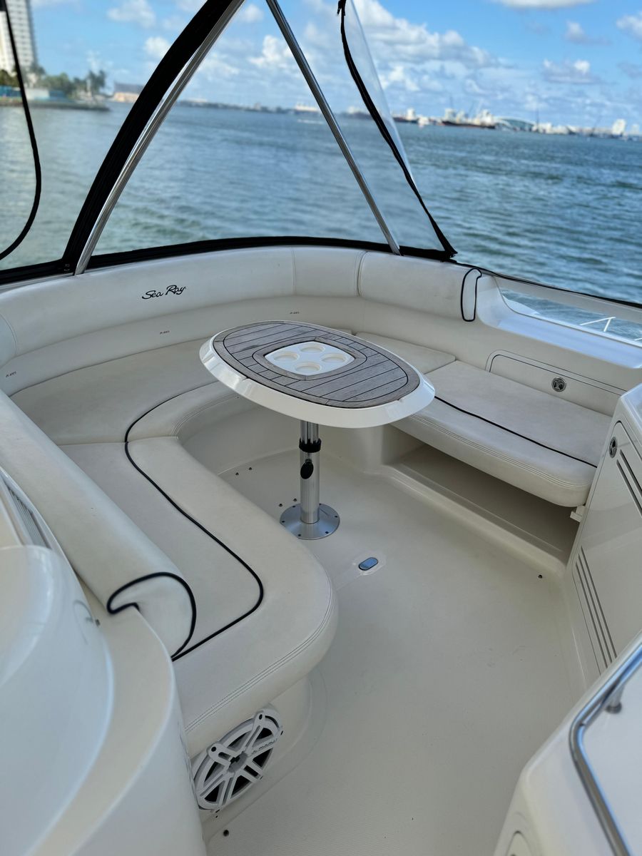 2005 Sea Ray 58 