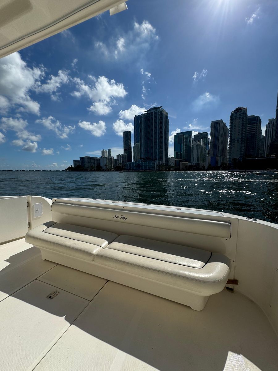 2005 Sea Ray 58 