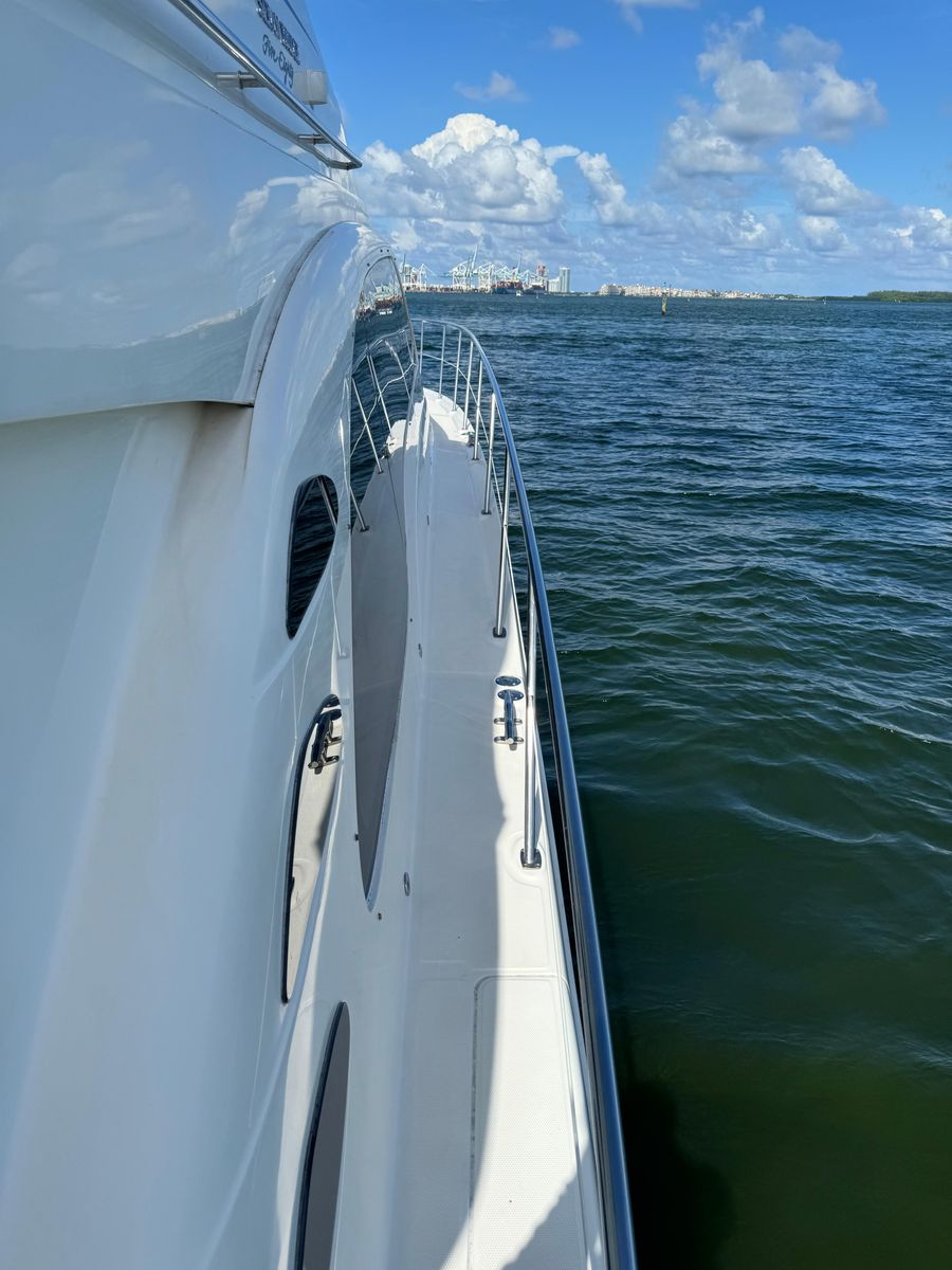 2005 Sea Ray 58 
