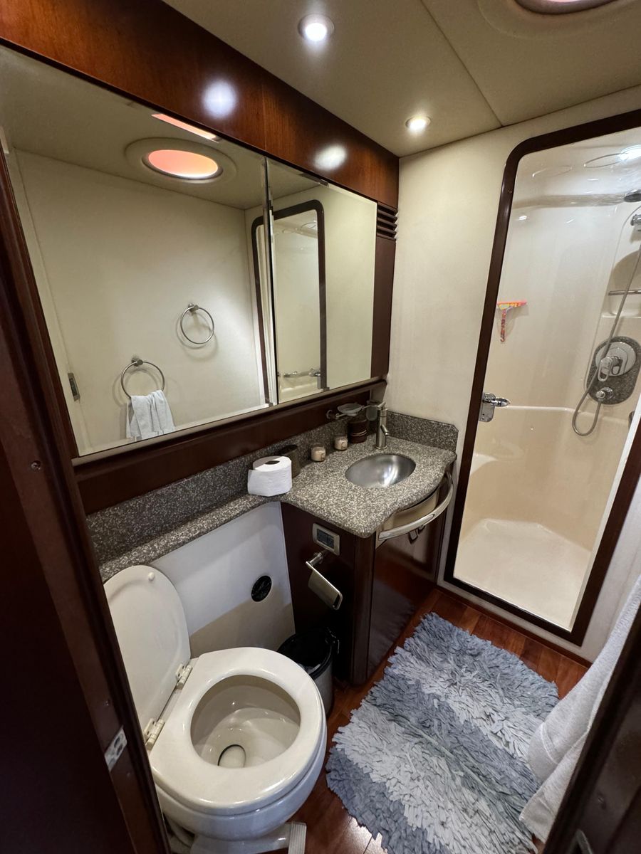 2005 Sea Ray 58 