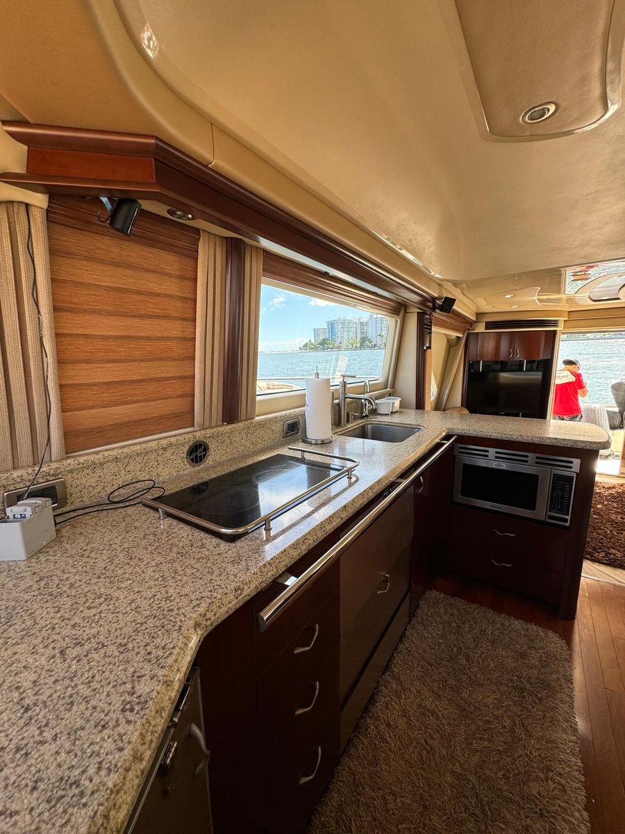 2005 Sea Ray 58 