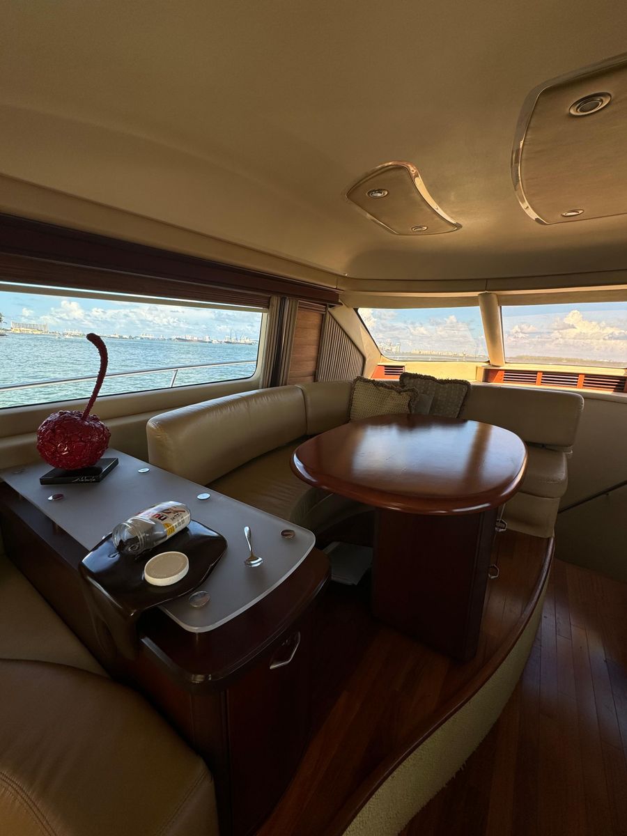 2005 Sea Ray 58 