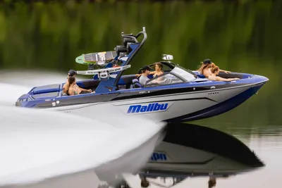 Malibu Wakesetter 23 LSV