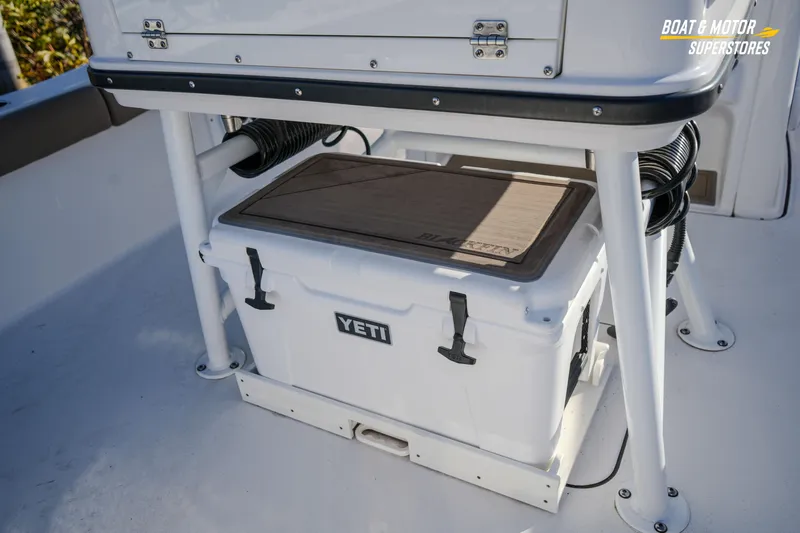  Yacht Photos Pics 2025 Blackfin 242 HB boat with Yeti cooler under seat.