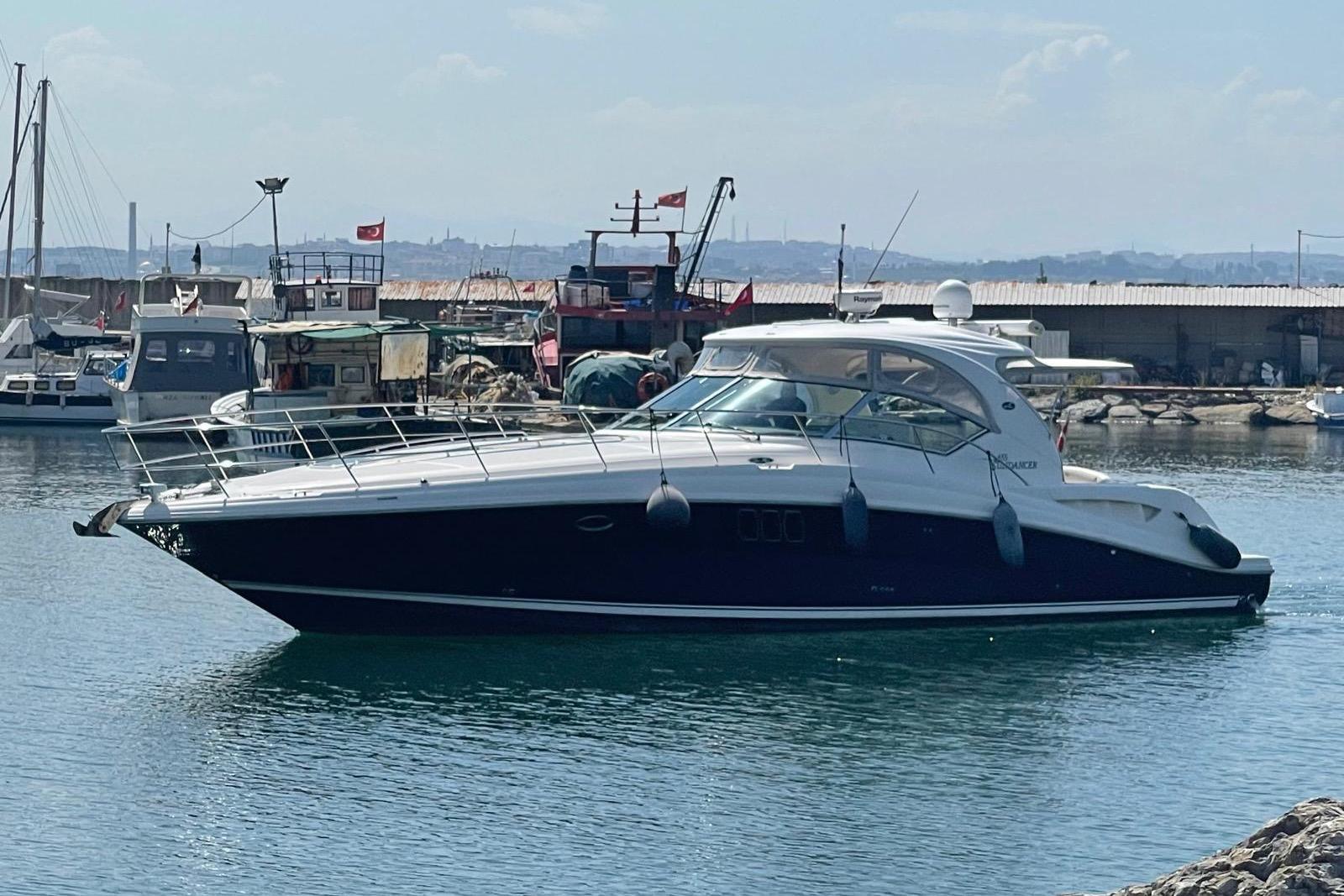 Sea Ray 450 Sundancer