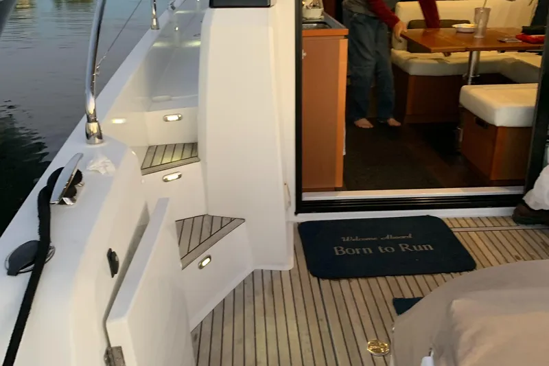 Born To Run Yacht Photos Pics 
