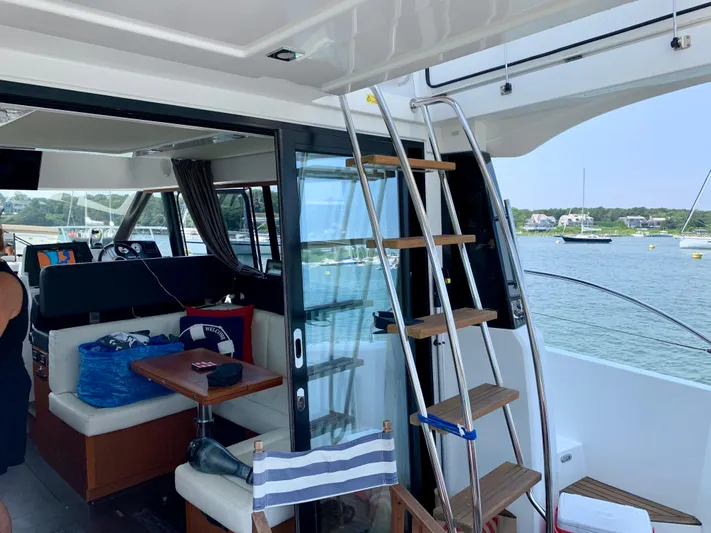 Born To Run Yacht Photos Pics 