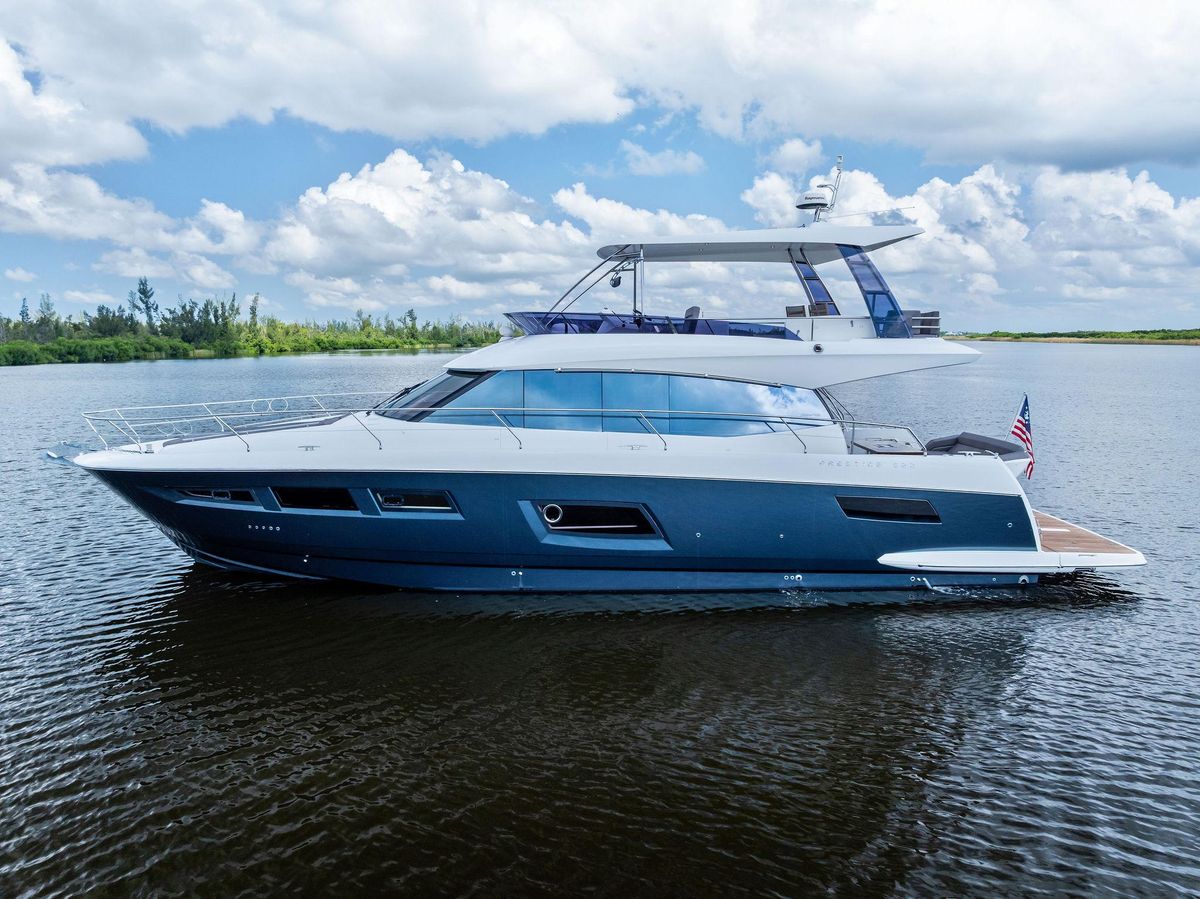 2017 Prestige 59 