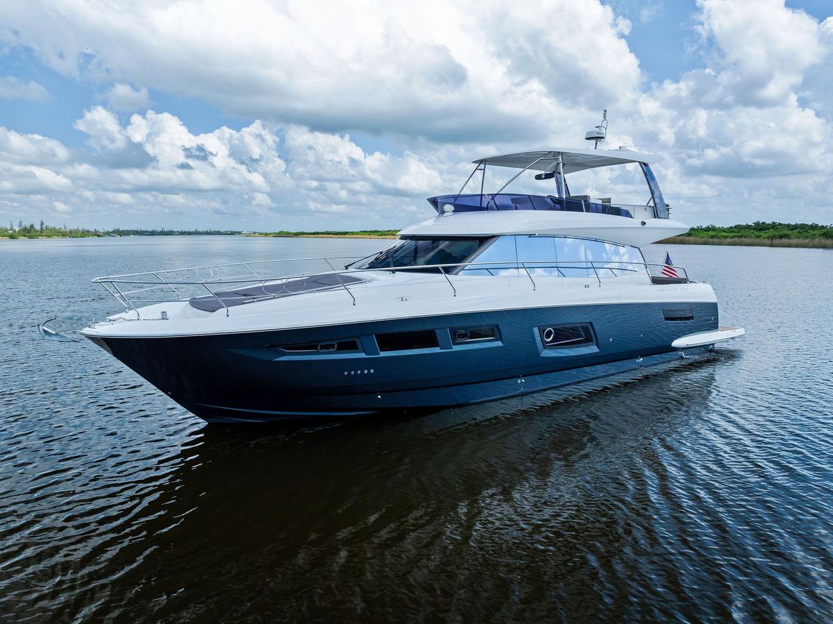 2017 Prestige 59 