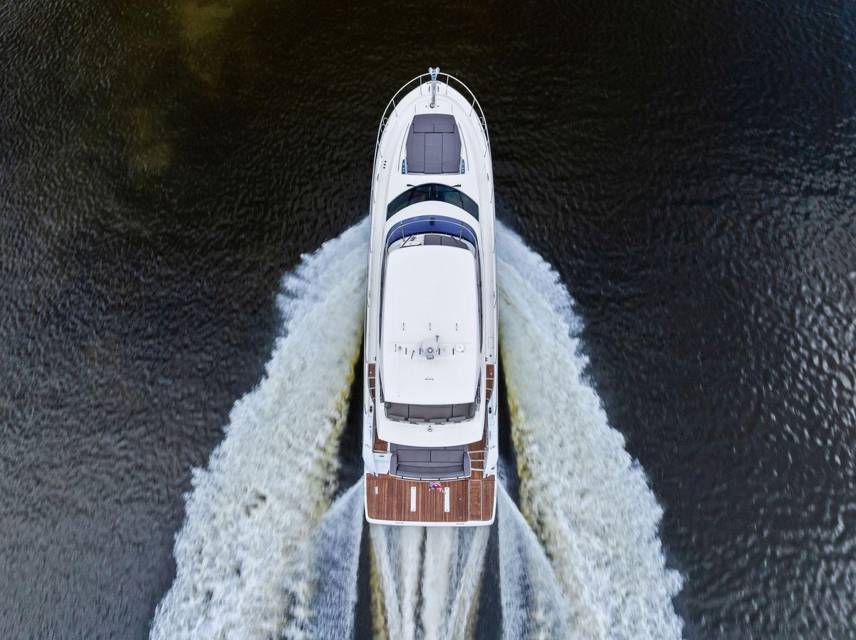 2017 Prestige 59 
