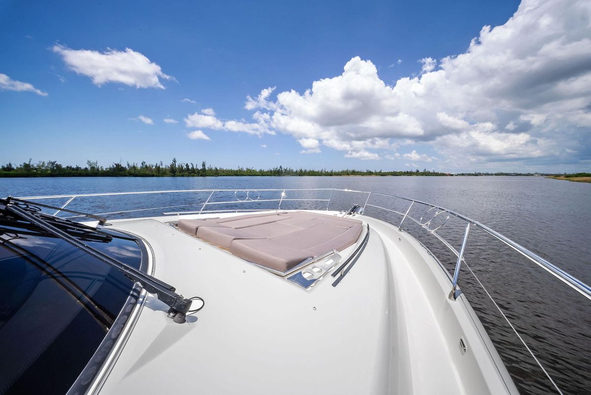 2017 Prestige 59 